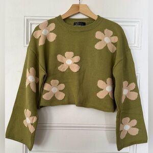 Blue Blush | 70s inspired Green Cropped Cotton Sweater | Size M